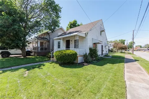 125 E 30th St, Lorain, OH 44055 photo 2