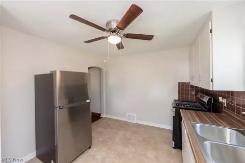 125 E 30th St, Lorain, OH 44055 photo 22
