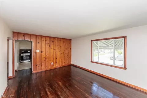 125 E 30th St, Lorain, OH 44055 photo 8