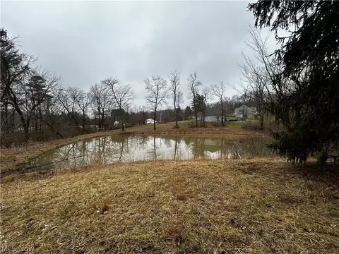 2630 Olde Falls Rd, Zanesville, OH 43701