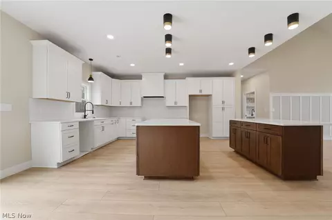 Kitchen - 4656 Carpenter Rd, Ashtabula, OH 44004 photo 2 of 2