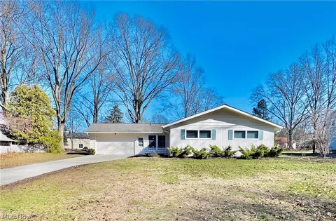 1671 Westhill Blvd, Westlake, OH 44145