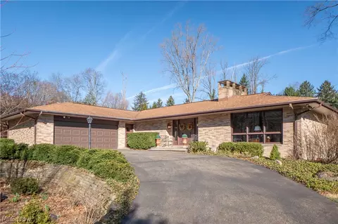 425 Santa Clara St NW, Canton, OH 44709