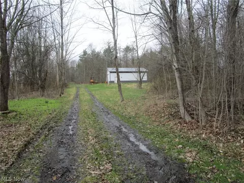 4381 Higley Rd, Rome, OH 44085
