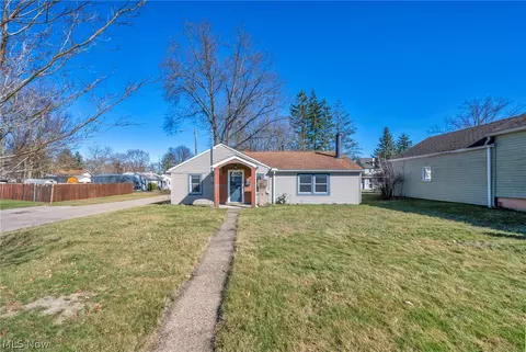 717 Garfield Ave, Alliance, OH 44601