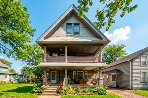 6904 Lawn Ave, Cleveland, OH 44102