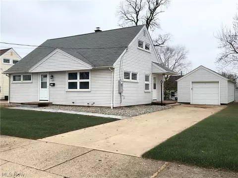 1127 Valleyview Ave SW, Canton, OH 44710