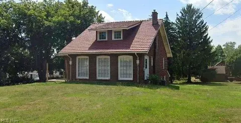 545 Pittsburg Ave NW, North Canton, OH 44720