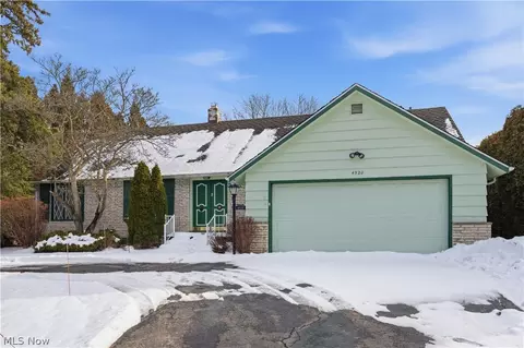 4520 University Pkwy, University Heights, OH 44118