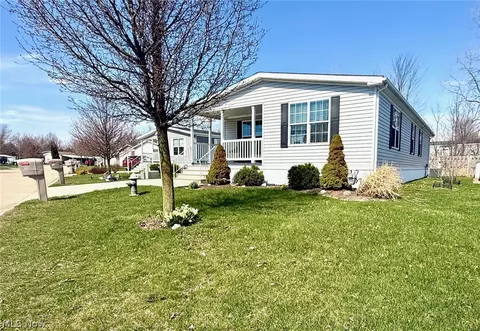 Other - 362 Pin Oak Cir, Elyria, OH 44035 photo 2 of 8