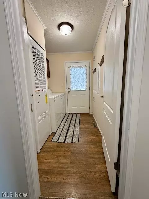 Entry Way - 362 Pin Oak Cir, Elyria, OH 44035 photo 1 of 1