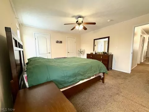 Bedroom - 362 Pin Oak Cir, Elyria, OH 44035 photo 4 of 4