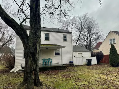 Exterior - 4715 Euclid Blvd, Youngstown, OH 44512 photo 4 of 7