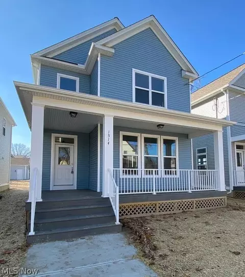 1514 E 123 St, Cleveland, OH 44106