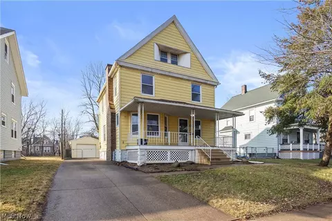 1820 E 32nd St, Lorain, OH 44055 photo 2