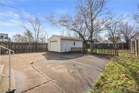 1820 E 32nd St, Lorain, OH 44055 photo 38