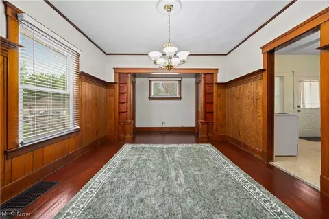 1820 E 32nd St, Lorain, OH 44055 photo 9