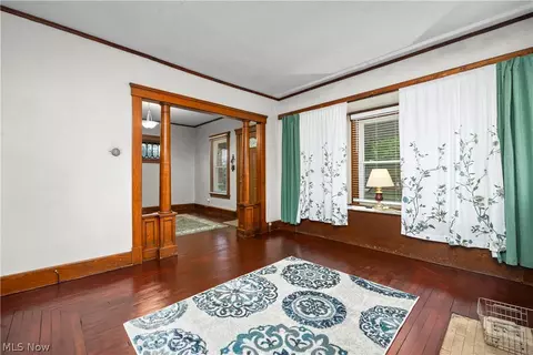 1820 E 32nd St, Lorain, OH 44055 photo 8
