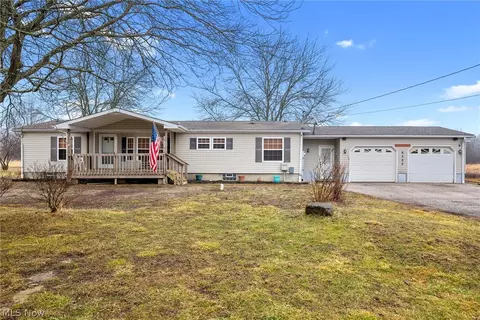 6502 N Park Ave, Bristolville, OH 44402