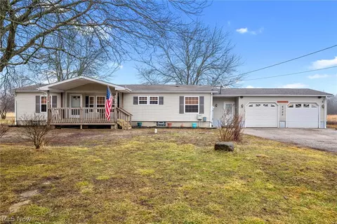 6502 N Park Ave, Bristolville, OH 44402
