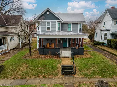 127 Park Ave, Coshocton, OH 43812