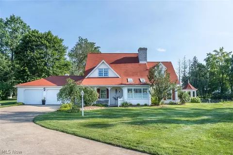 10736 Lautenschlager Rd, Apple Creek, OH 44606