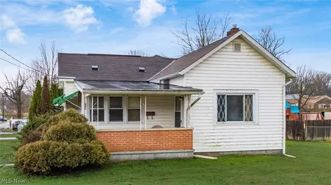 57 Elm St, Roseville, OH 43777