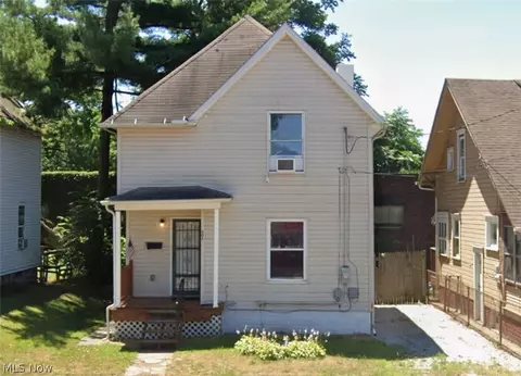 602 11th St NE, Canton, OH 44704