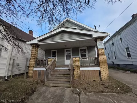 3703 E 63rd St, Cleveland, OH 44105