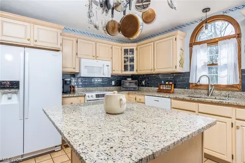81 James Rd, Fleming, OH 45729 photo 17