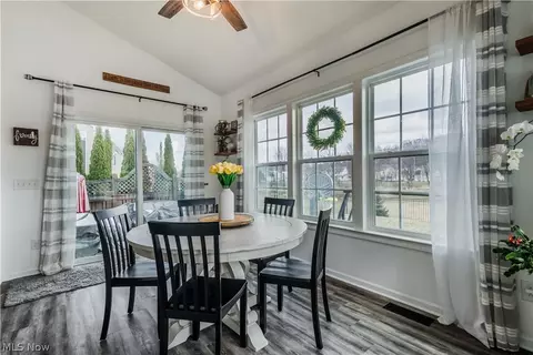 Dining - 6687 List St NW, Canton, OH 44708 photo 1 of 2