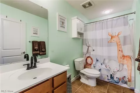 Bath - 6687 List St NW, Canton, OH 44708 photo 1 of 2