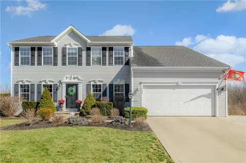 6687 List St NW, Canton, OH 44708