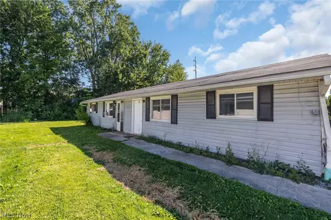Exterior - 211 Brace Ave, Elyria, OH 44035 photo 2 of 2