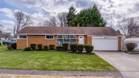 1004 38th St NW, Canton, OH 44709