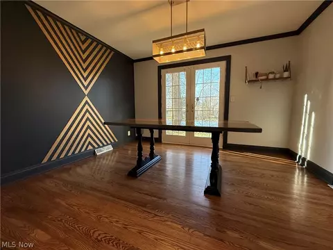 Dining - 409 Melbourne Ave, Boardman, OH 44512 photo 3 of 3