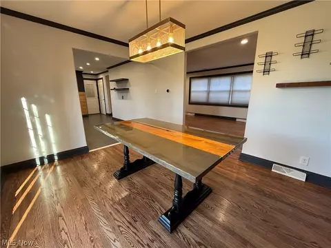 Dining - 409 Melbourne Ave, Boardman, OH 44512 photo 2 of 3