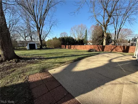 Exterior - 409 Melbourne Ave, Boardman, OH 44512 photo 3 of 4