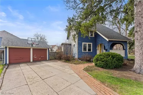 Exterior - 143 Baker St, Berea, OH 44017 photo 2 of 8