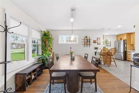 Dining - 143 Baker St, Berea, OH 44017 photo 1 of 3