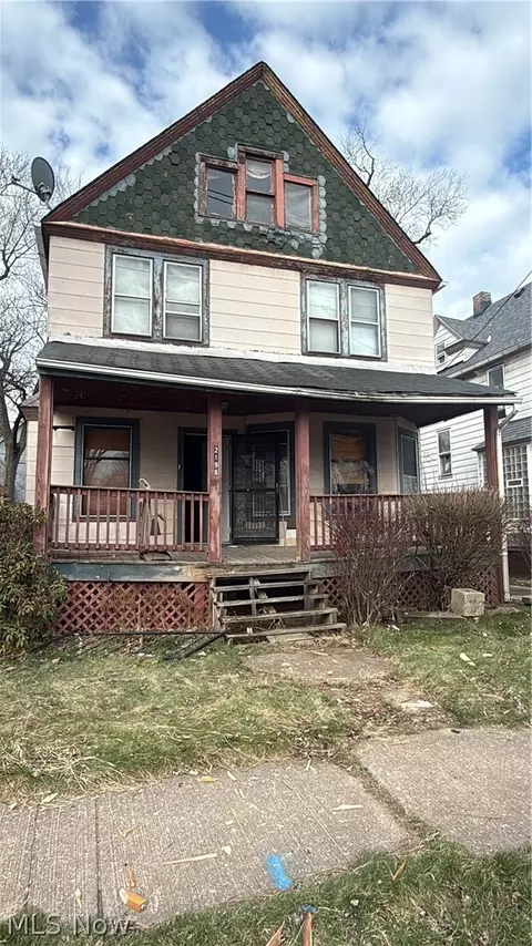 2198 E 86th St, Cleveland, OH 44106