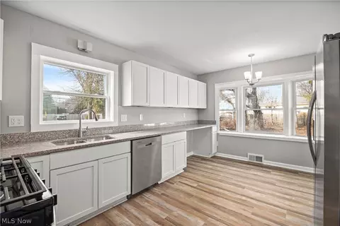 Kitchen - 975 N Ridge Rd E, Lorain, OH 44055 photo 1 of 1