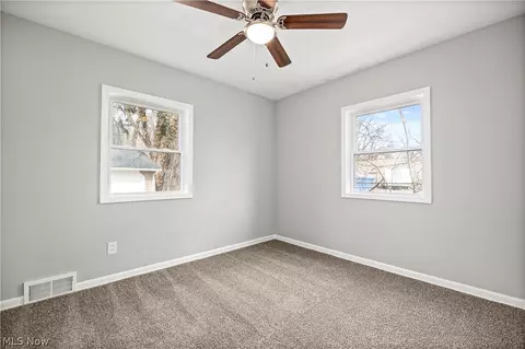 Bedroom - 975 N Ridge Rd E, Lorain, OH 44055 photo 5 of 11