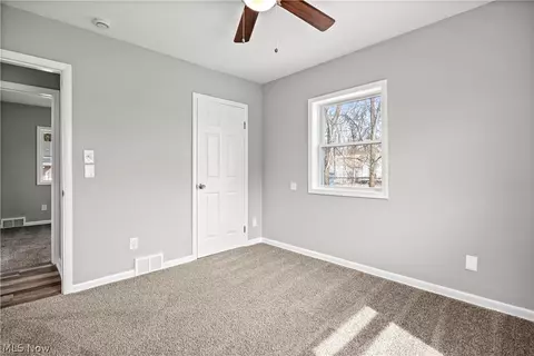 Bedroom - 975 N Ridge Rd E, Lorain, OH 44055 photo 10 of 11