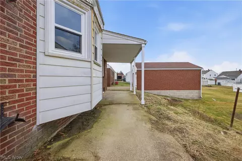 Other - 227 E Wilson St, Struthers, OH 44471 photo 12 of 13