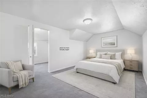 Bedroom - 227 E Wilson St, Struthers, OH 44471 photo 7 of 12