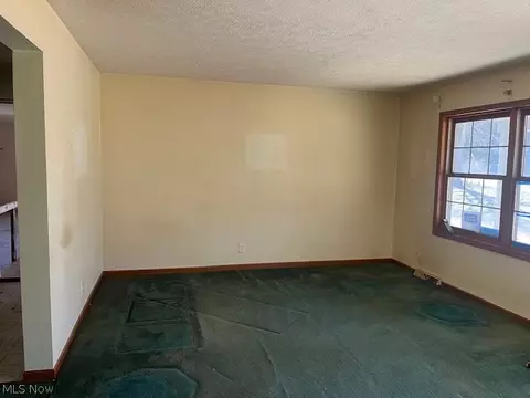 Living - 8520 County Road 16, Bryan, OH 43506 photo 1 of 3