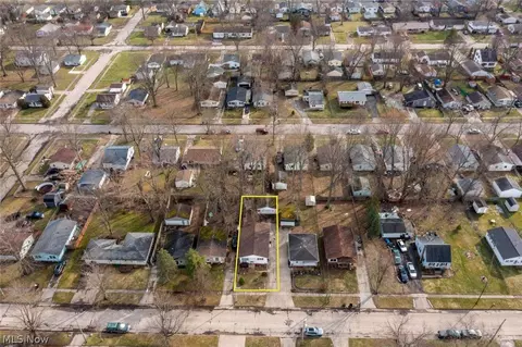 View/Area - 553 Delaware Ave, Elyria, OH 44035 photo 1 of 2