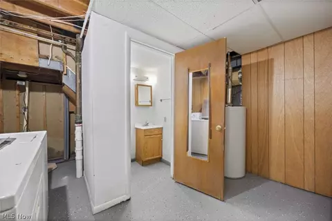 Other - 553 Delaware Ave, Elyria, OH 44035 photo 8 of 9