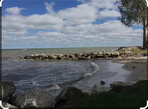 116 Rye Beach Rd, Huron, OH 44839 photo 9